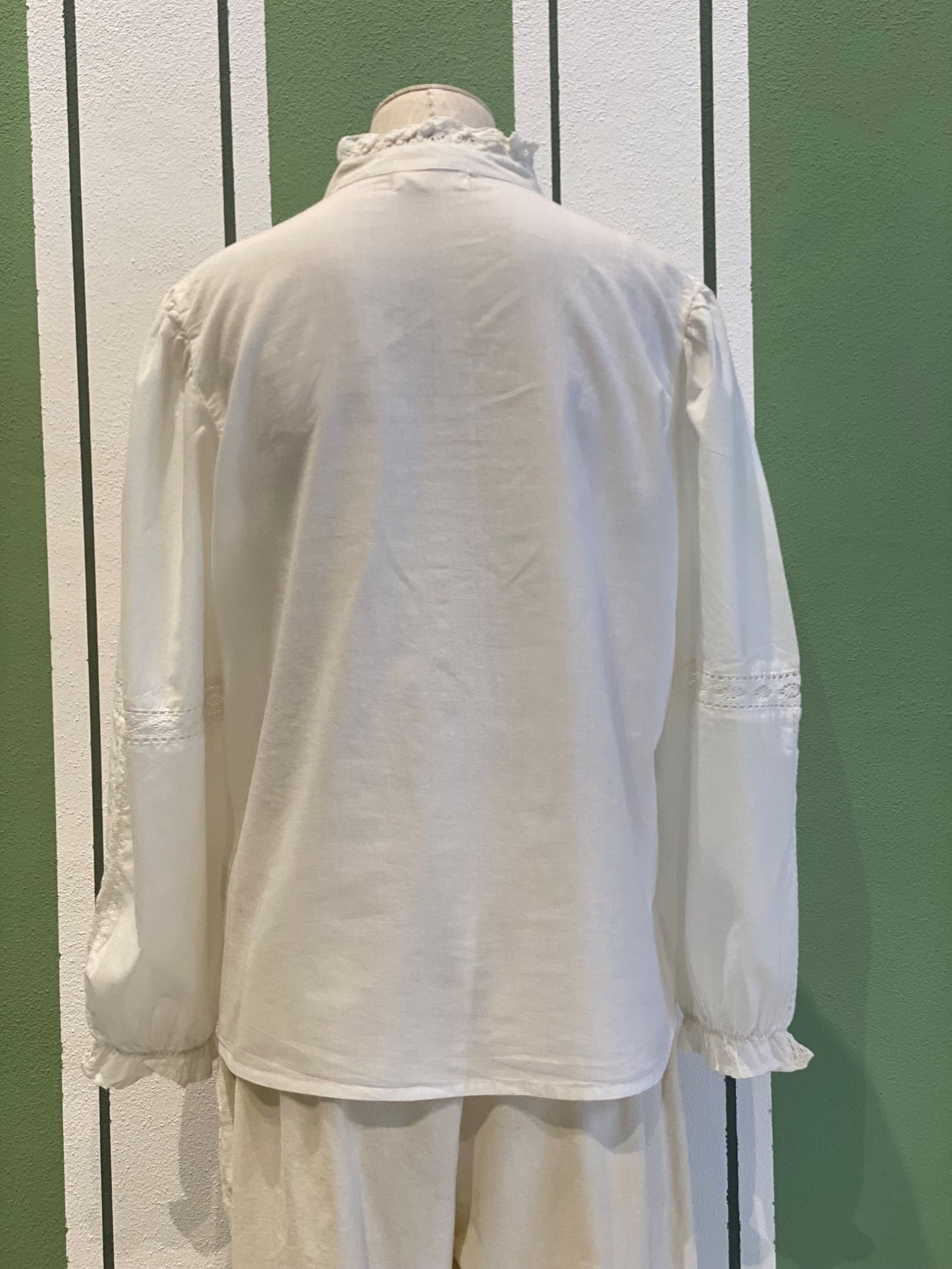 Emanuelle Blouse Maison Hotel shirt