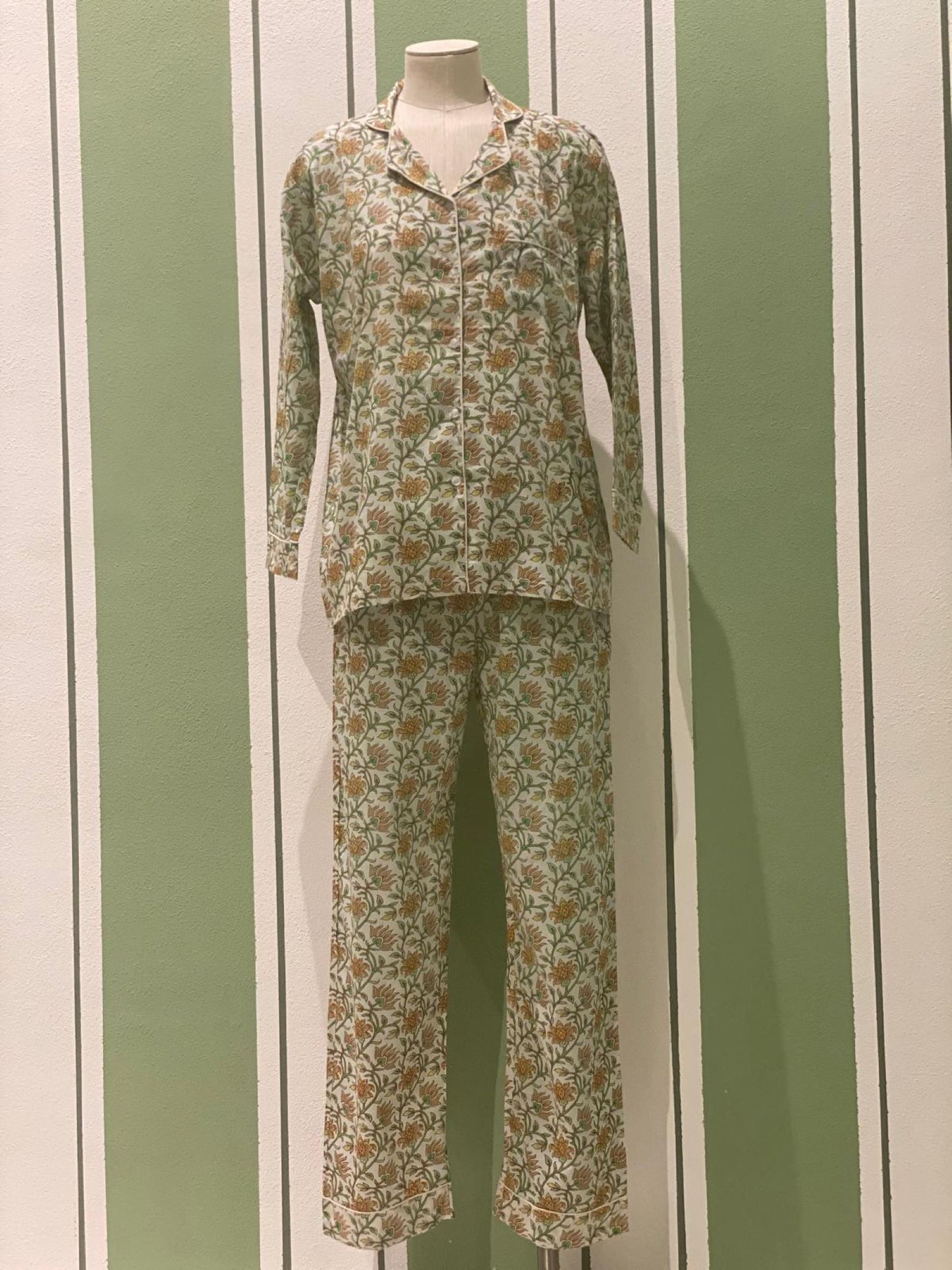 "A Porter" Printed Pyjamas