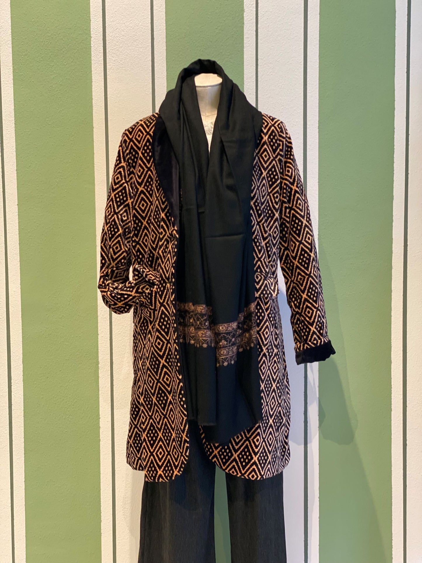 Printed Velvet Long Jacket